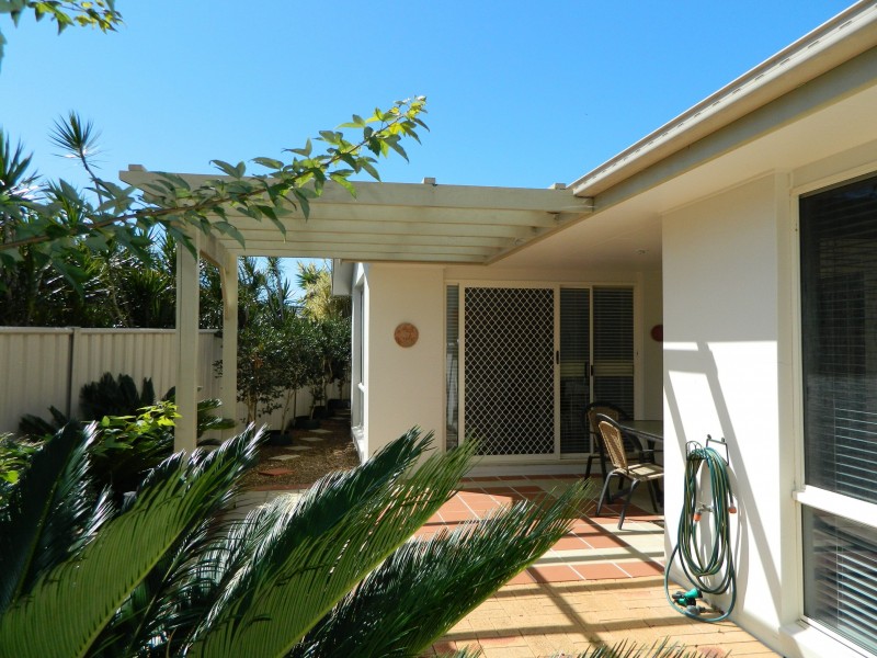 1/10 Grevillea Court, Tuncurry NSW 2428