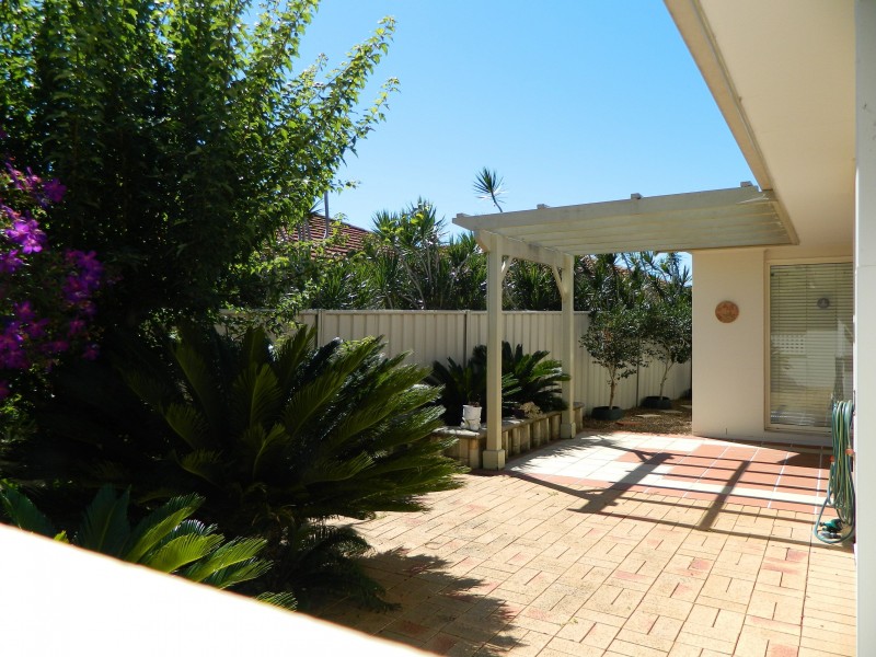 1/10 Grevillea Court, Tuncurry NSW 2428