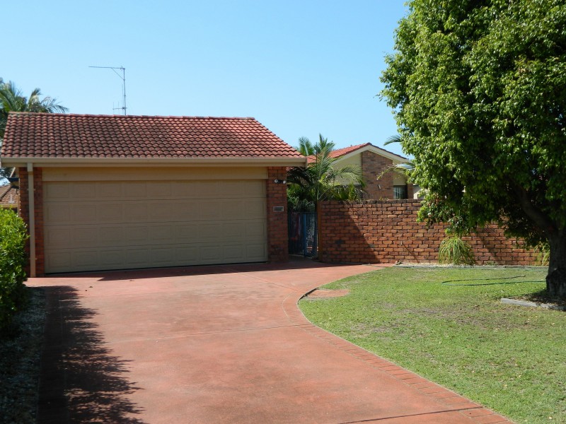 25 Woodward Place, Tuncurry NSW 2428