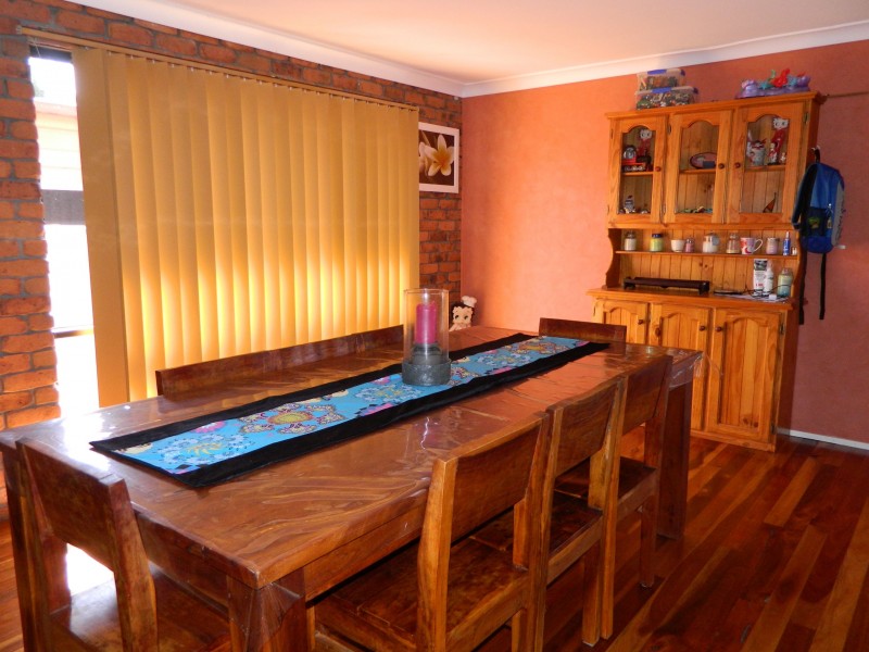 25 Woodward Place, Tuncurry NSW 2428