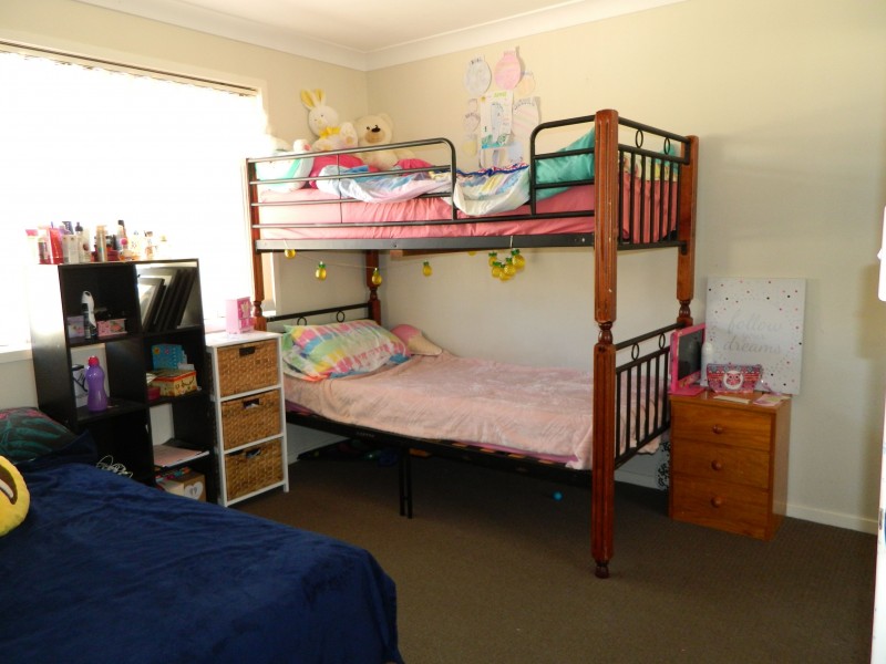 25 Woodward Place, Tuncurry NSW 2428