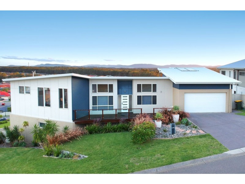 1 Carinda Place, Forster NSW 2428