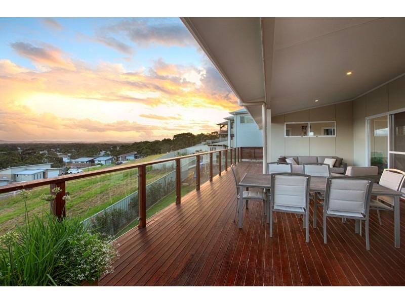 1 Carinda Place, Forster NSW 2428