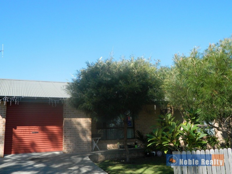 4 Godwin Street, Forster NSW 2428