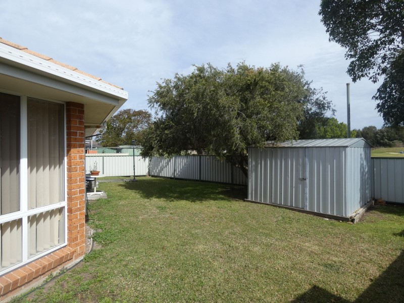 13 Eyre Crescent, Forster NSW 2428