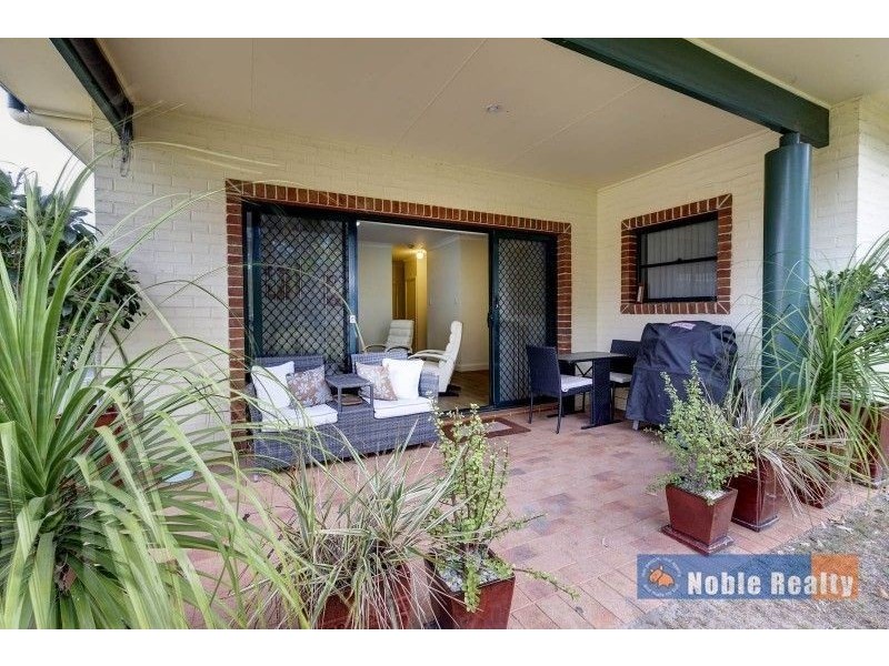 17/2 Breese Parade, Forster NSW 2428