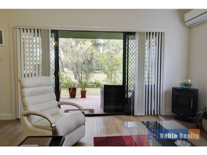 17/2 Breese Parade, Forster NSW 2428