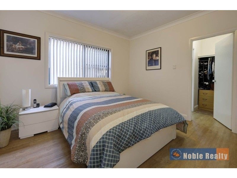 17/2 Breese Parade, Forster NSW 2428