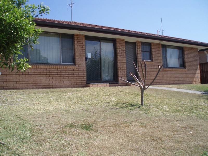 13 Cavill Avenue, Forster NSW 2428