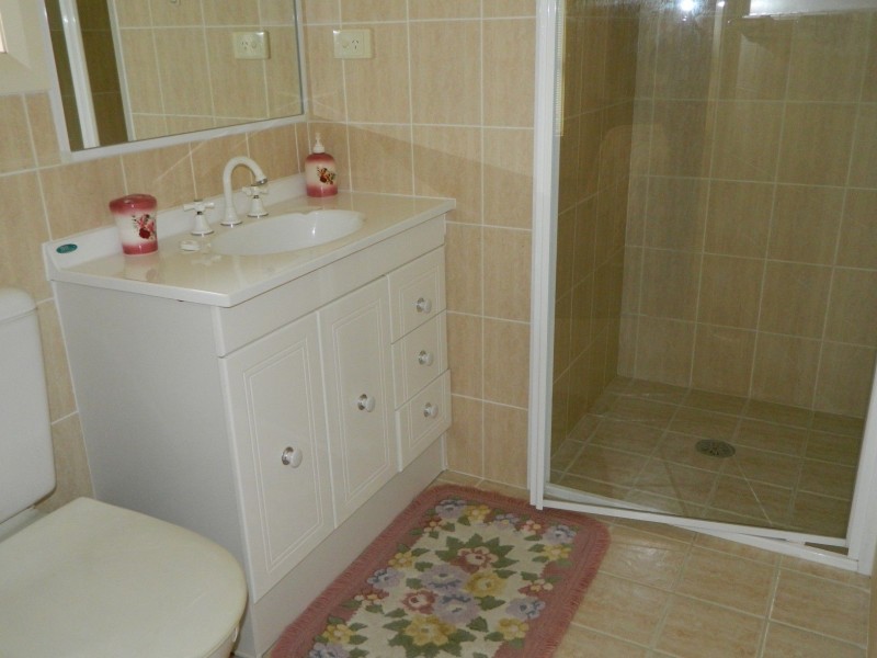 2/5 Cross Street, Forster NSW 2428