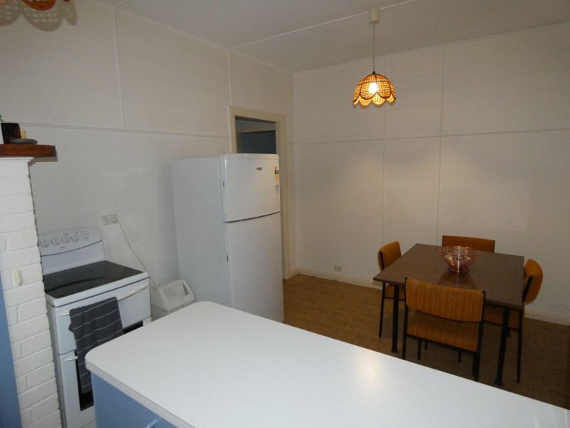 10 Milliken Street, Tuncurry NSW 2428