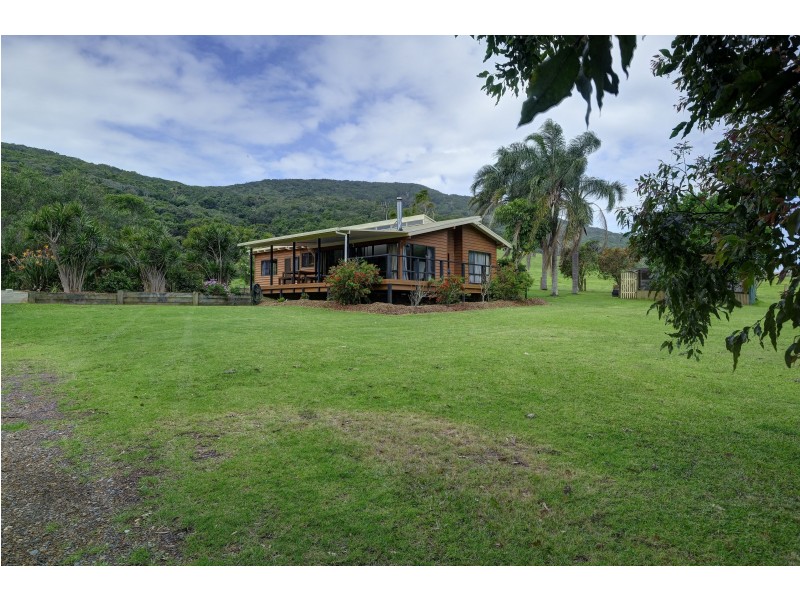 69 Carmona Drive, Forster NSW 2428