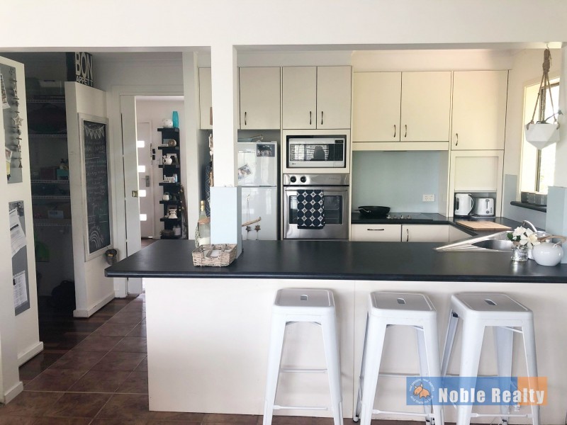 3 Lake Vista Crescent, Forster NSW 2428