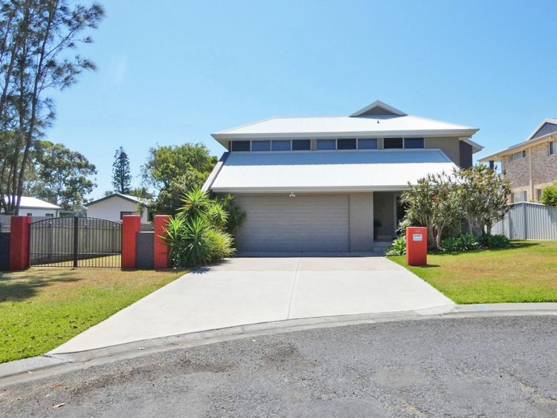 49 Anniversary Drive, Diamond Beach NSW 2430
