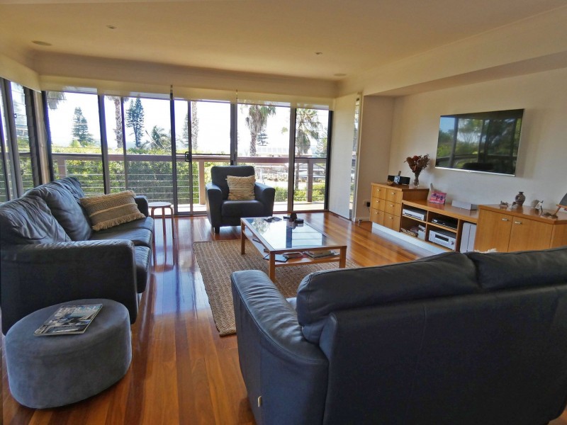 49 Anniversary Drive, Diamond Beach NSW 2430