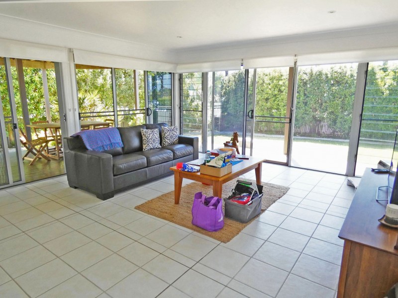 49 Anniversary Drive, Diamond Beach NSW 2430