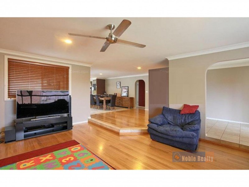 5 Paruna Court, Forster NSW 2428