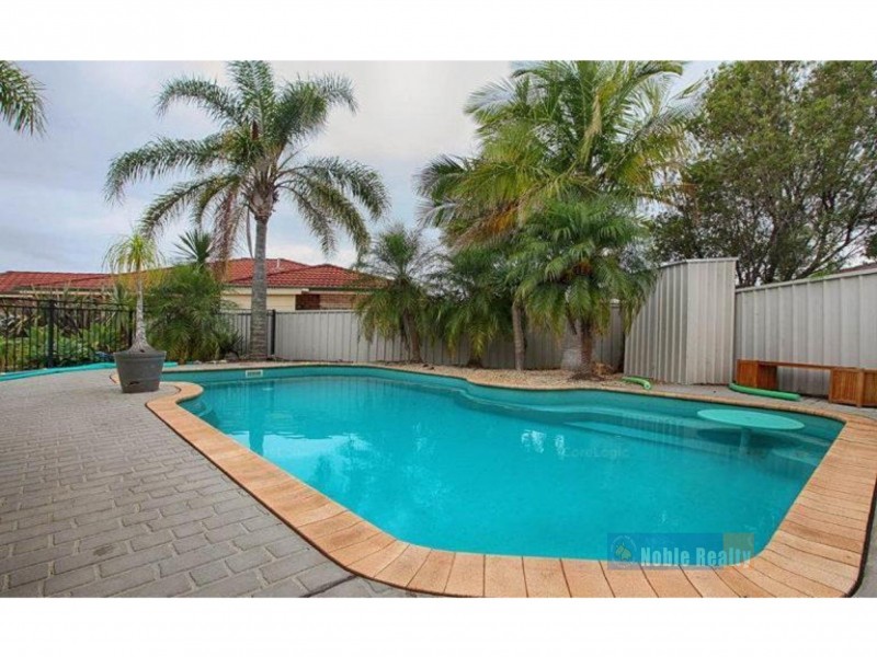 5 Paruna Court, Forster NSW 2428