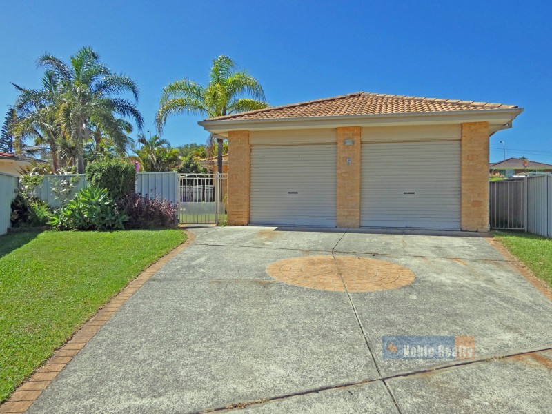5 Paruna Court, Forster NSW 2428