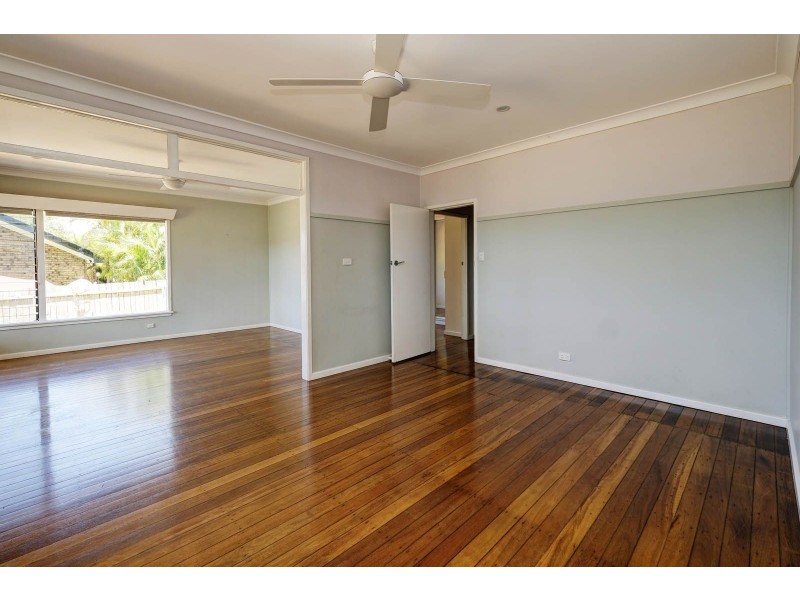 4 Skye Crescent, Forster NSW 2428
