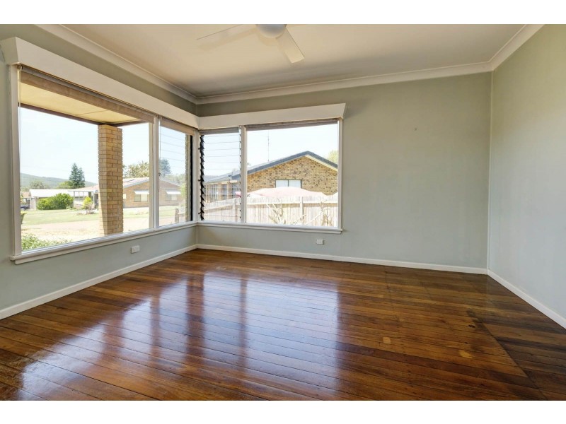 4 Skye Crescent, Forster NSW 2428