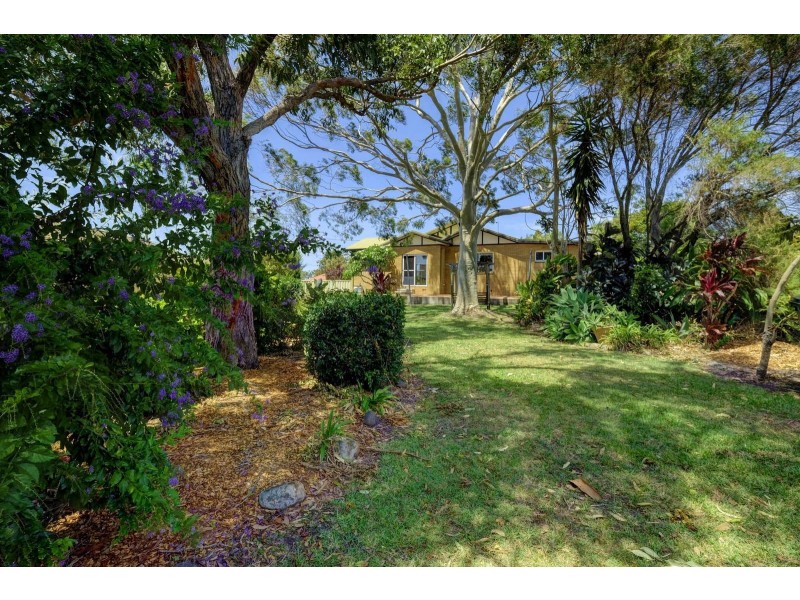 4 Skye Crescent, Forster NSW 2428