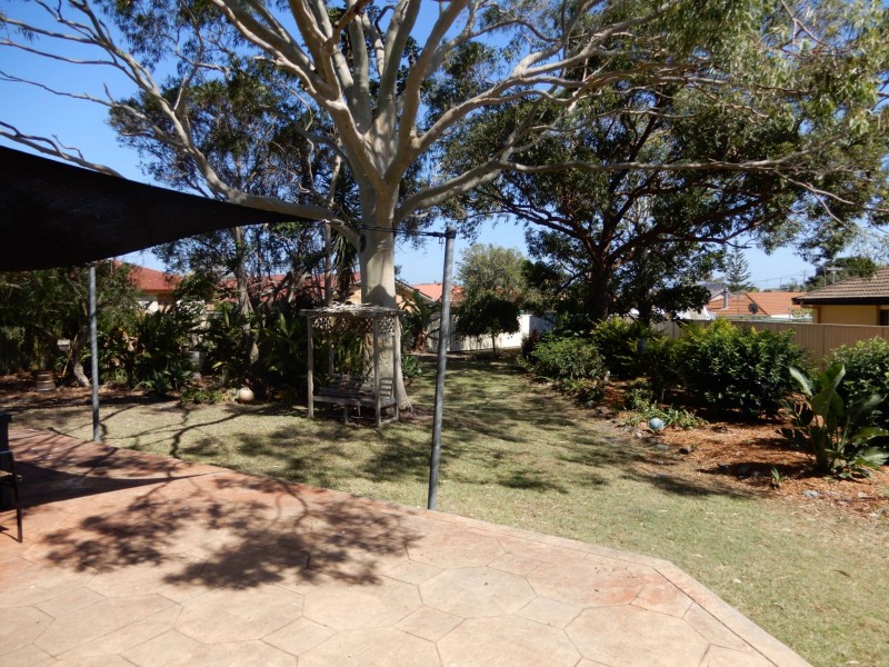 4 Skye Crescent, Forster NSW 2428