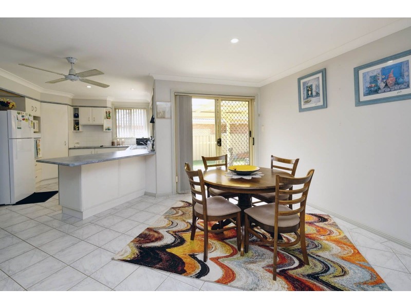 2/24 Livistona Drive, Forster NSW 2428