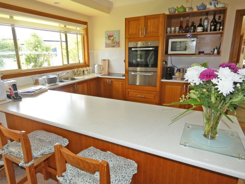 9 Burke Close, Forster NSW 2428