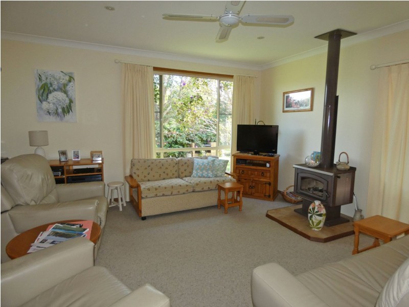 9 Burke Close, Forster NSW 2428