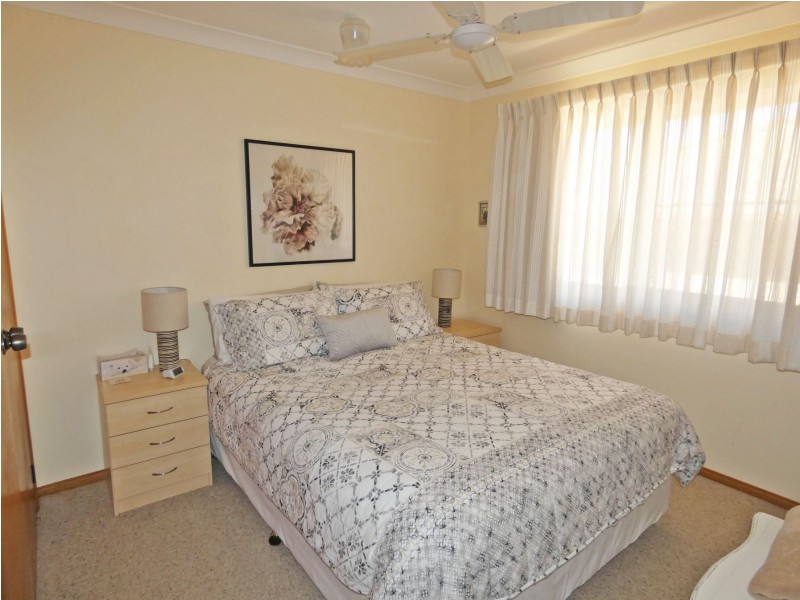 9 Burke Close, Forster NSW 2428
