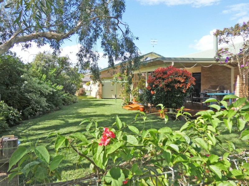 9 Burke Close, Forster NSW 2428