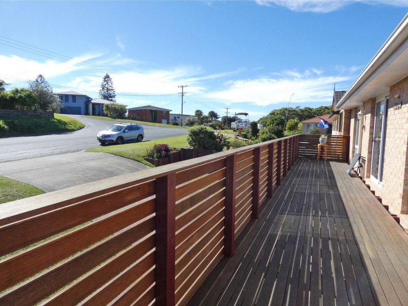 176 Kularoo Drive, Forster NSW 2428