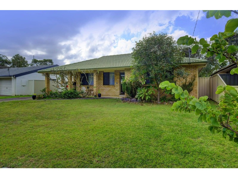 174 The Lakes Way, Forster NSW 2428