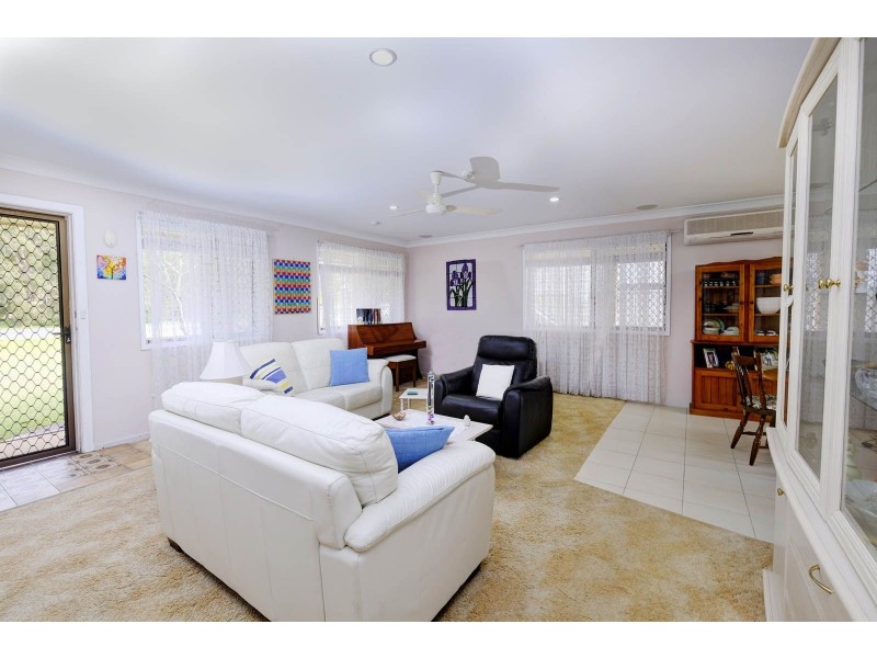 174 The Lakes Way, Forster NSW 2428