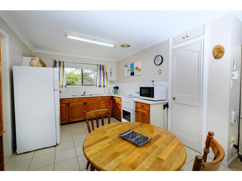 174 The Lakes Way, Forster NSW 2428