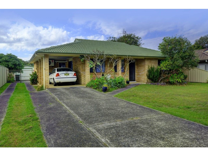 174 The Lakes Way, Forster NSW 2428