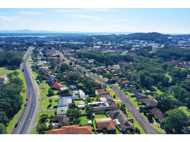 174 The Lakes Way, Forster NSW 2428