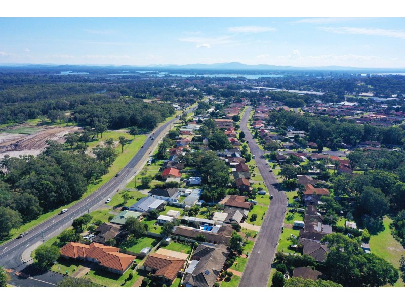 174 The Lakes Way, Forster NSW 2428