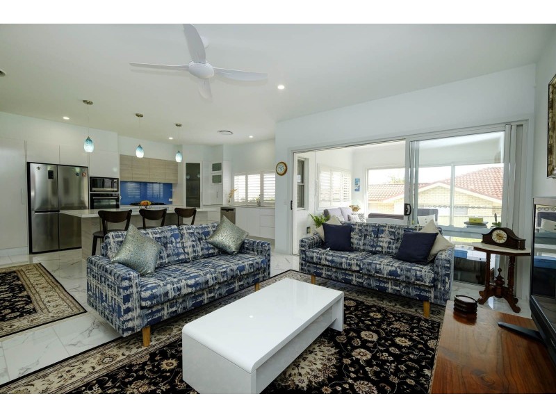 3 Caryota Place, Forster NSW 2428