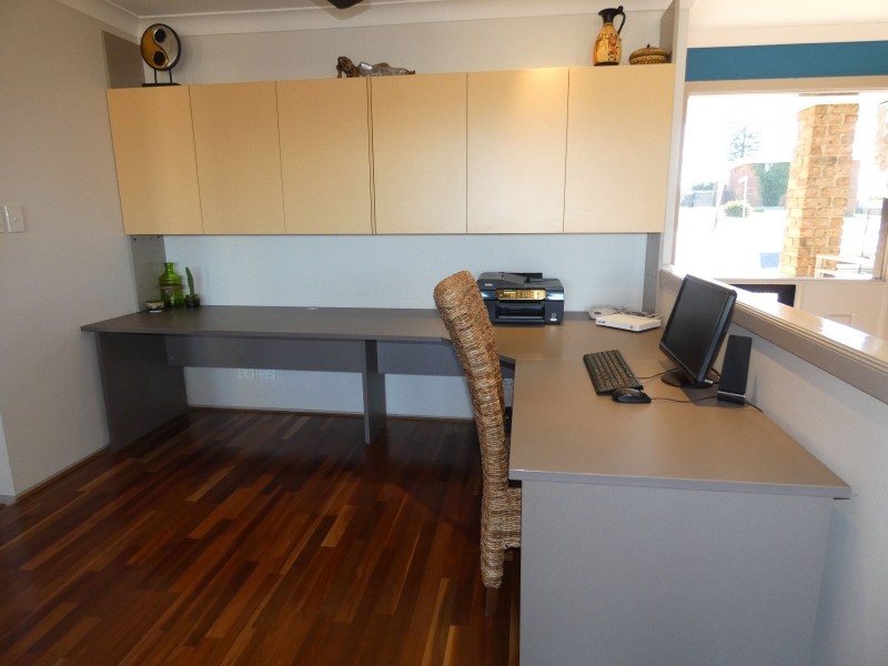 180 Kularoo Drive, Forster NSW 2428