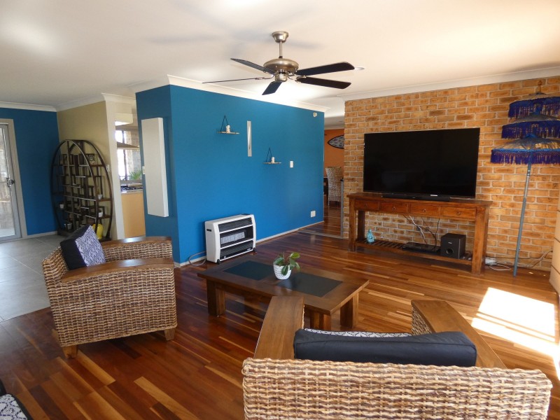 180 Kularoo Drive, Forster NSW 2428