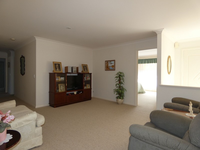 2/7 Arenga Court, Forster NSW 2428