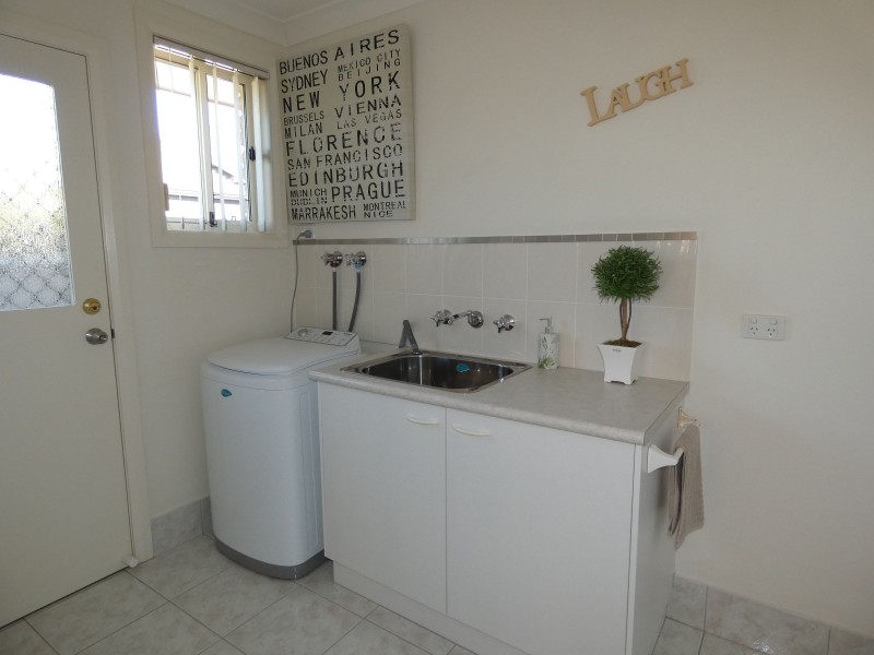 2/7 Arenga Court, Forster NSW 2428