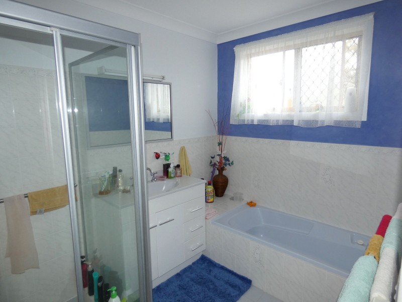 2/3 Bali Hai Avenue, Forster NSW 2428