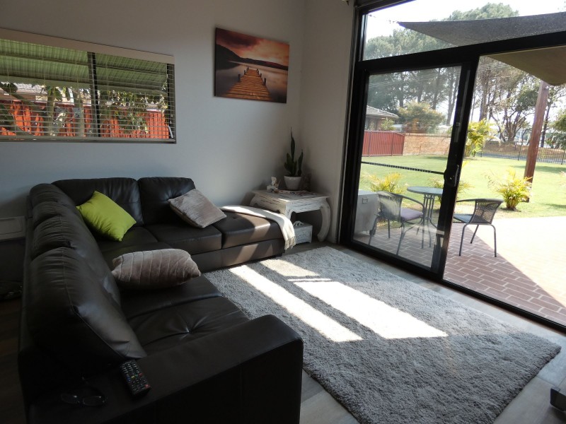 20 Pacific Parade, Tuncurry NSW 2428