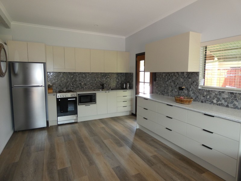 20 Pacific Parade, Tuncurry NSW 2428