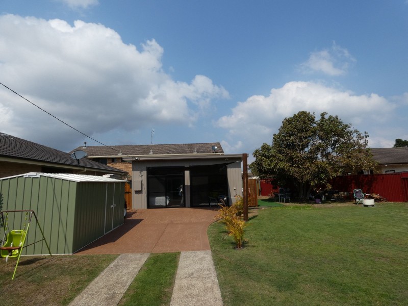 20 Pacific Parade, Tuncurry NSW 2428