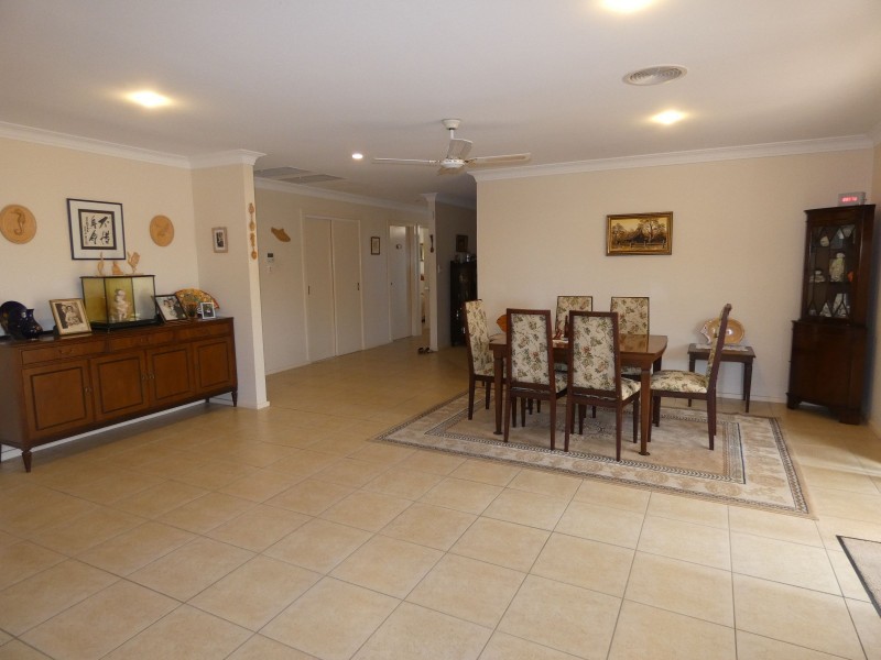 5 Hakea Place, Tuncurry NSW 2428
