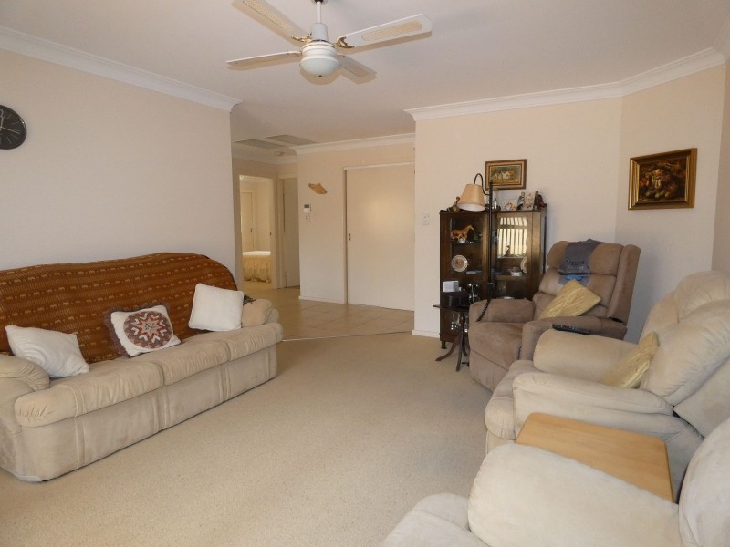 5 Hakea Place, Tuncurry NSW 2428